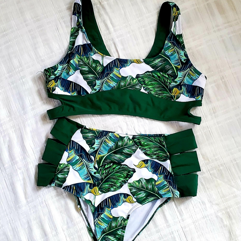 Green Bikini